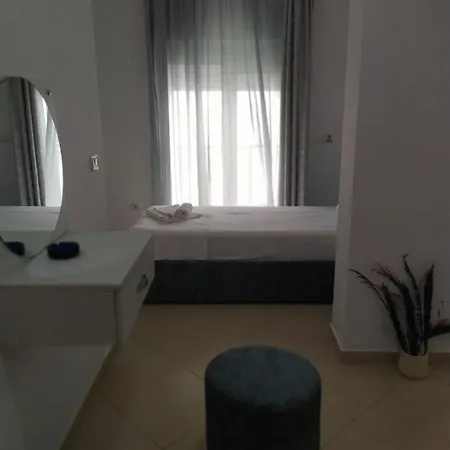 Apartments Villa Juvenito Sarandë Esterno foto